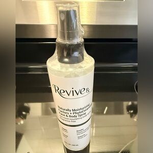 Sealed Revive Face and Body Moisturizing Spray